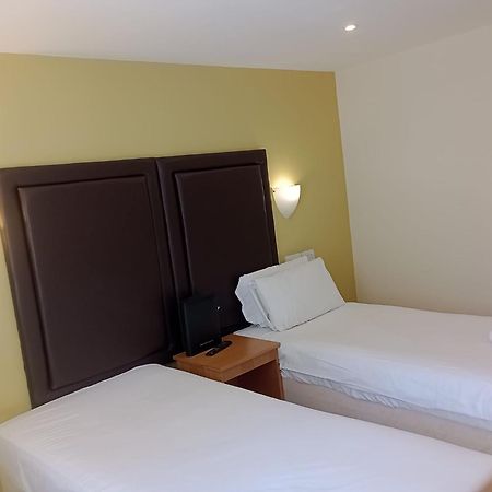 Wakefield Limes Lodge Ngoại thất bức ảnh